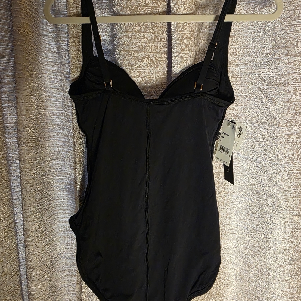 La Blanca Classic Black One Piece Swimsuit NWT - Picture 4 of 6